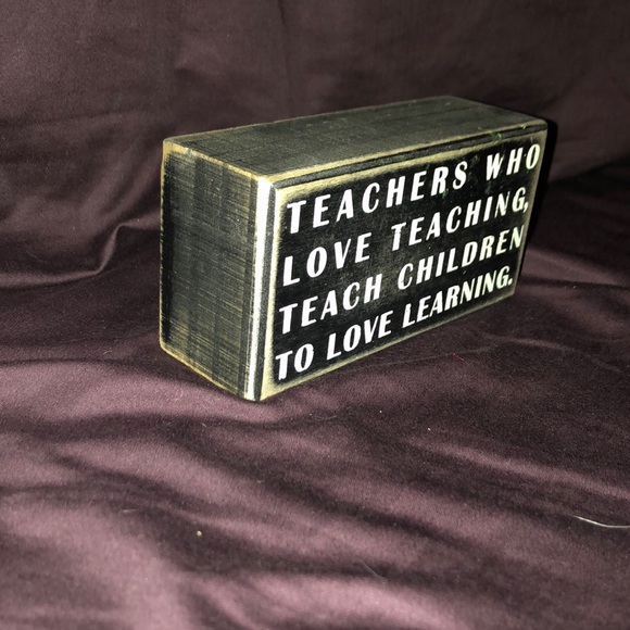Rustic teaching decor. - Picture 2 of 3